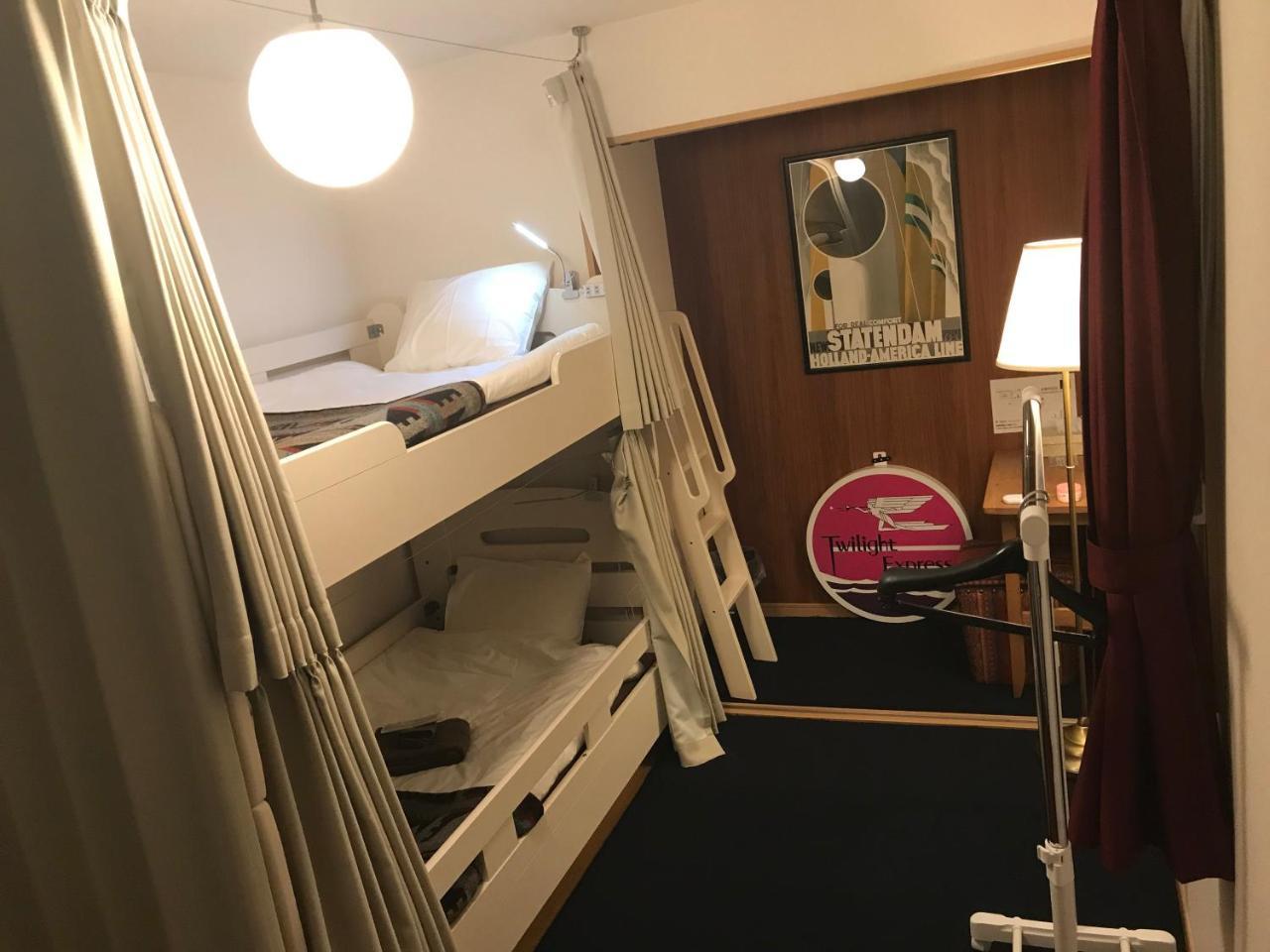 Japan Hostel Shinya Tokkyu Tokyo Eksteriør billede